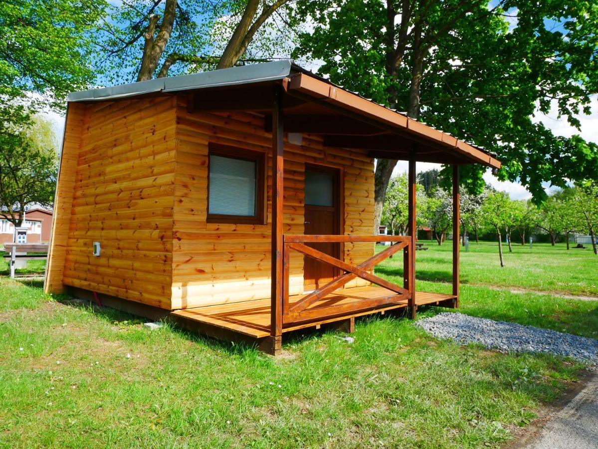 Camping Roznov Hotel Rožnov pod Radhoštěm Exterior foto