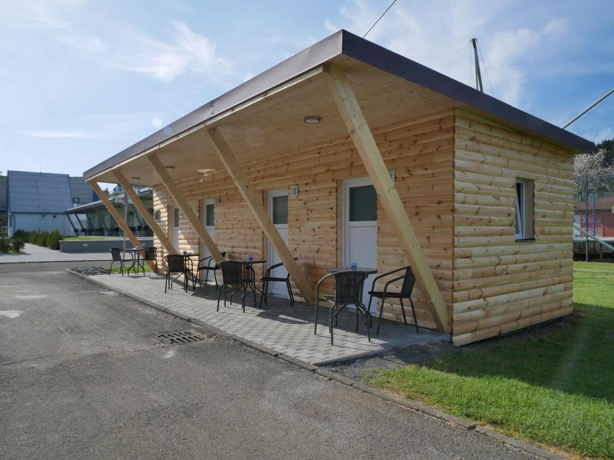 Camping Roznov Hotel Rožnov pod Radhoštěm Exterior foto